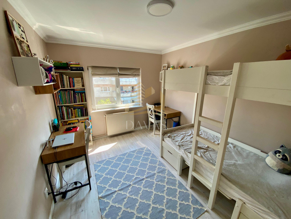 Apartament de 4 camere decomandat | Între Lacuri 