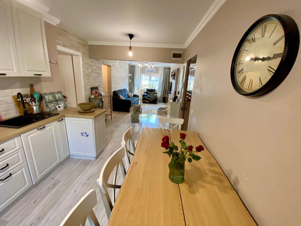 Apartament de 4 camere decomandat | Între Lacuri 