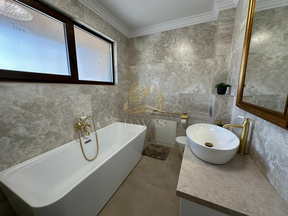 Casa tip duplex LUX de inchiriat | Dezmir | Teren liber 300mp