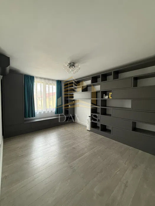 Duplex de inchiriat | Europa | Zona retrasa