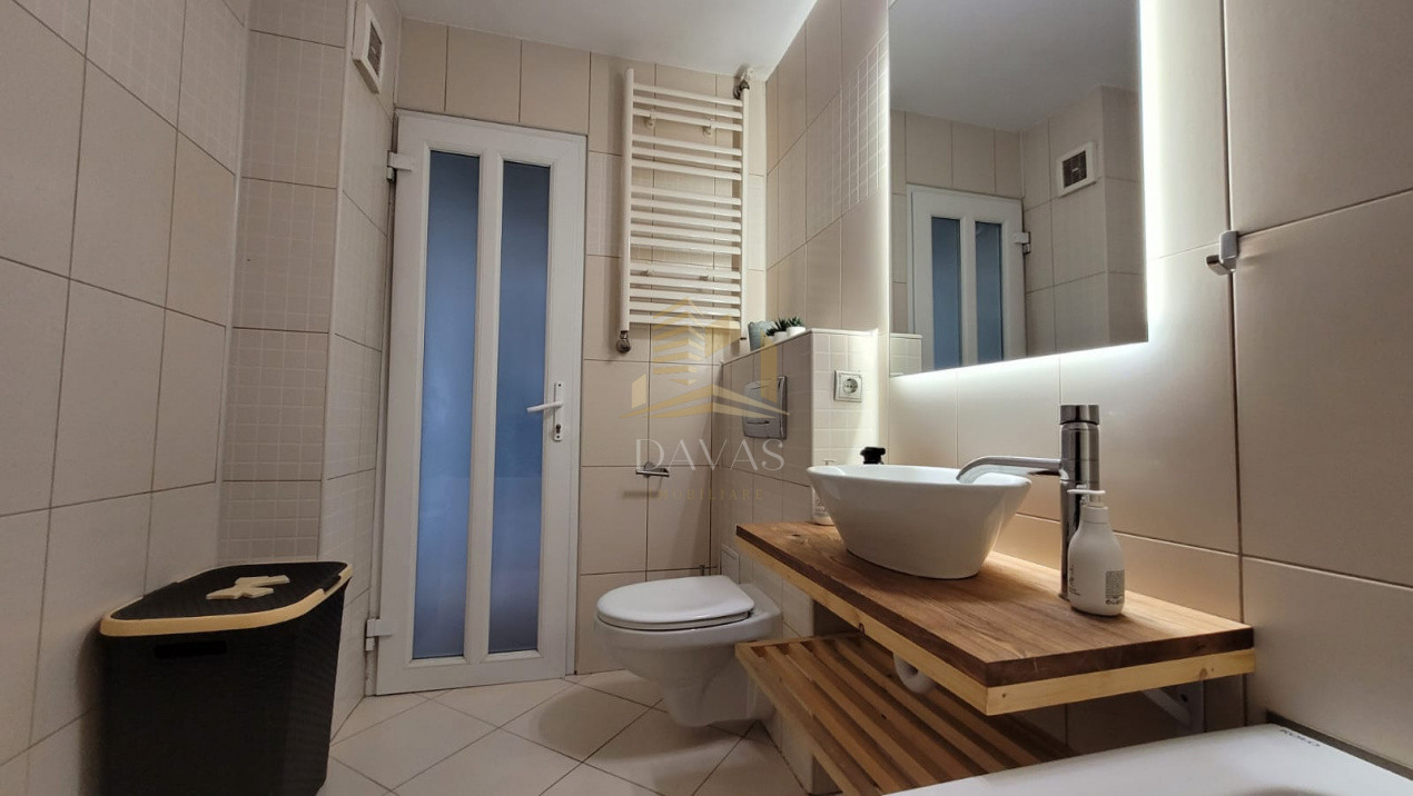 Apartament cu 3 camere | Intre Lacuri | Renovat 