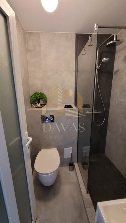 Apartament cu 3 camere | Intre Lacuri | Renovat 