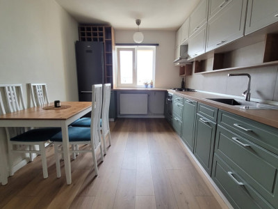 Apartament cu 3 camere | Intre Lacuri | Renovat 