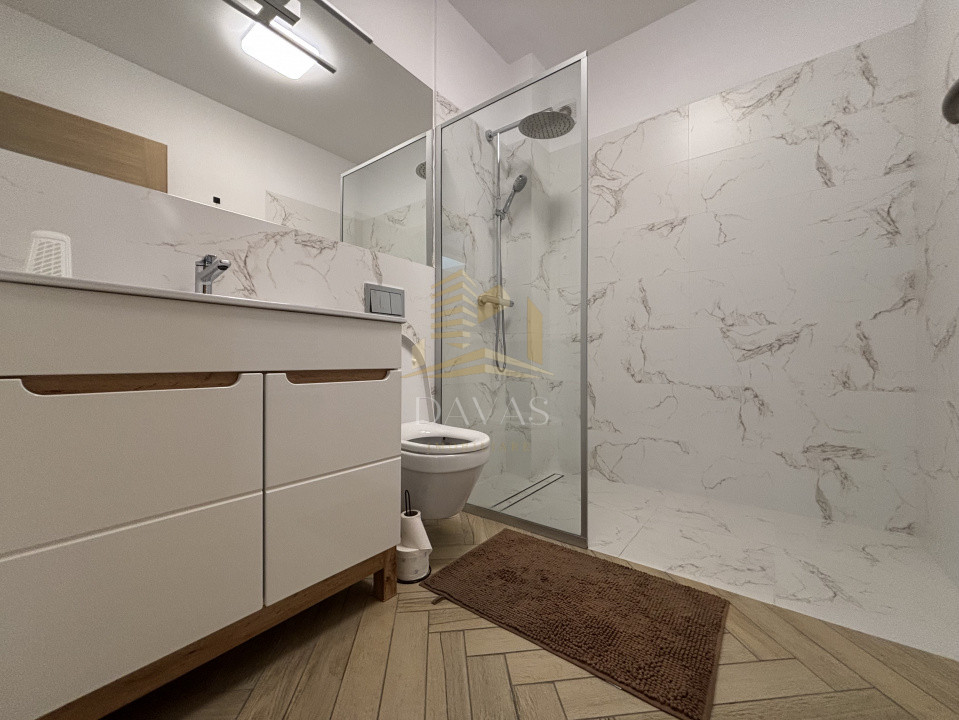 Apartament de 2 camere semidecomandat | Str. Bucuresti 