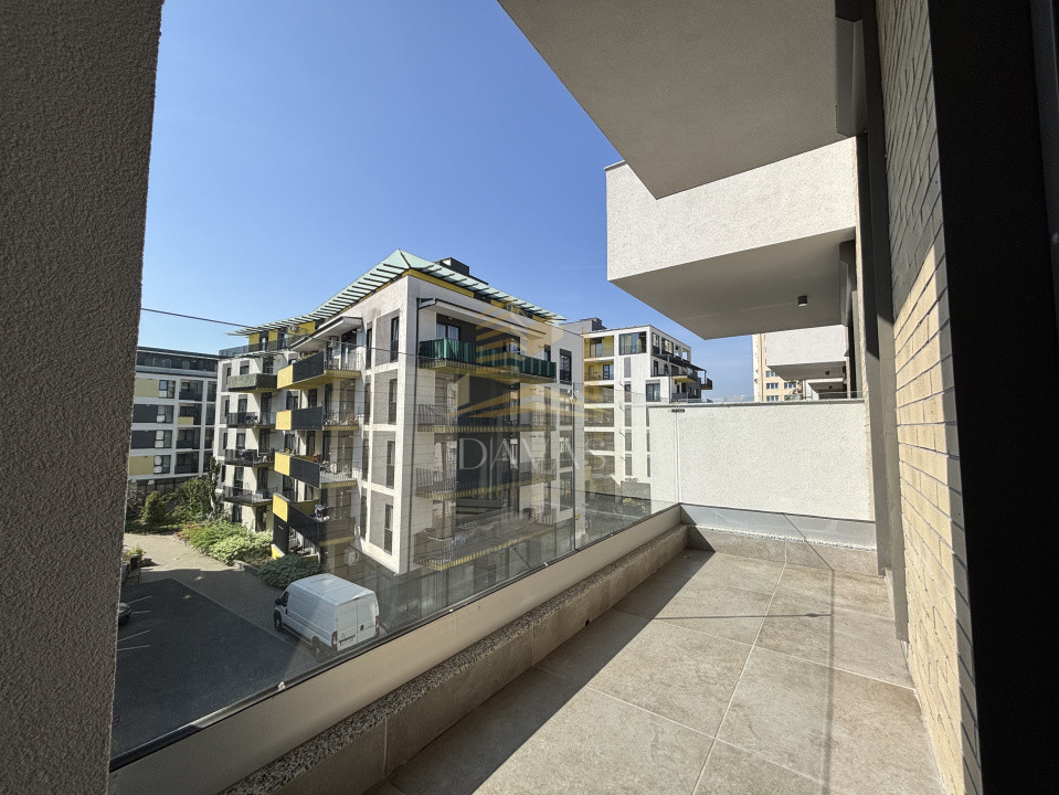 Apartament de 2 camere semidecomandat | Str. Bucuresti 
