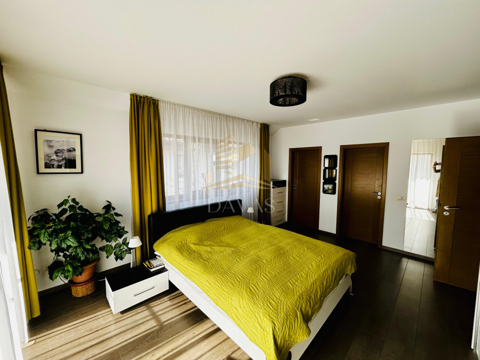 Casa tip duplex 5 camere de inchiriat | Floresti | Teren liber 210mp