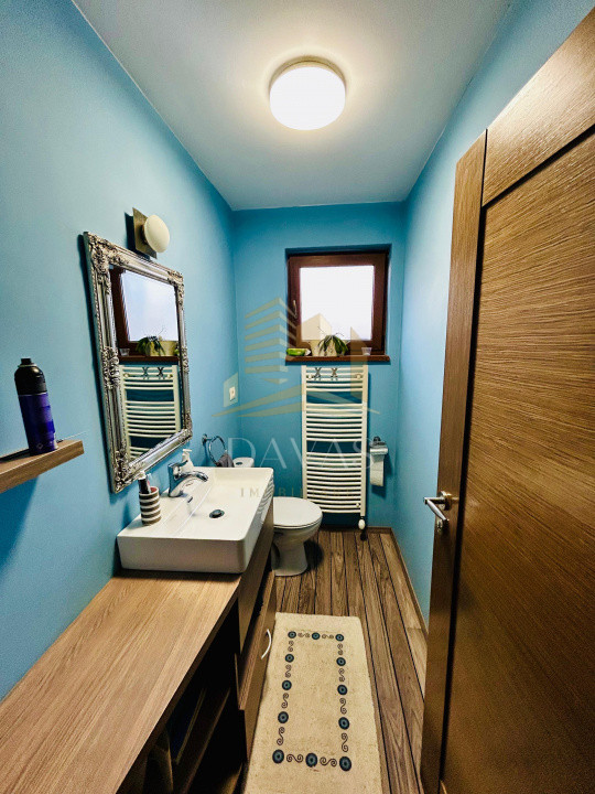 Casa tip duplex 5 camere de inchiriat | Floresti | Teren liber 210mp