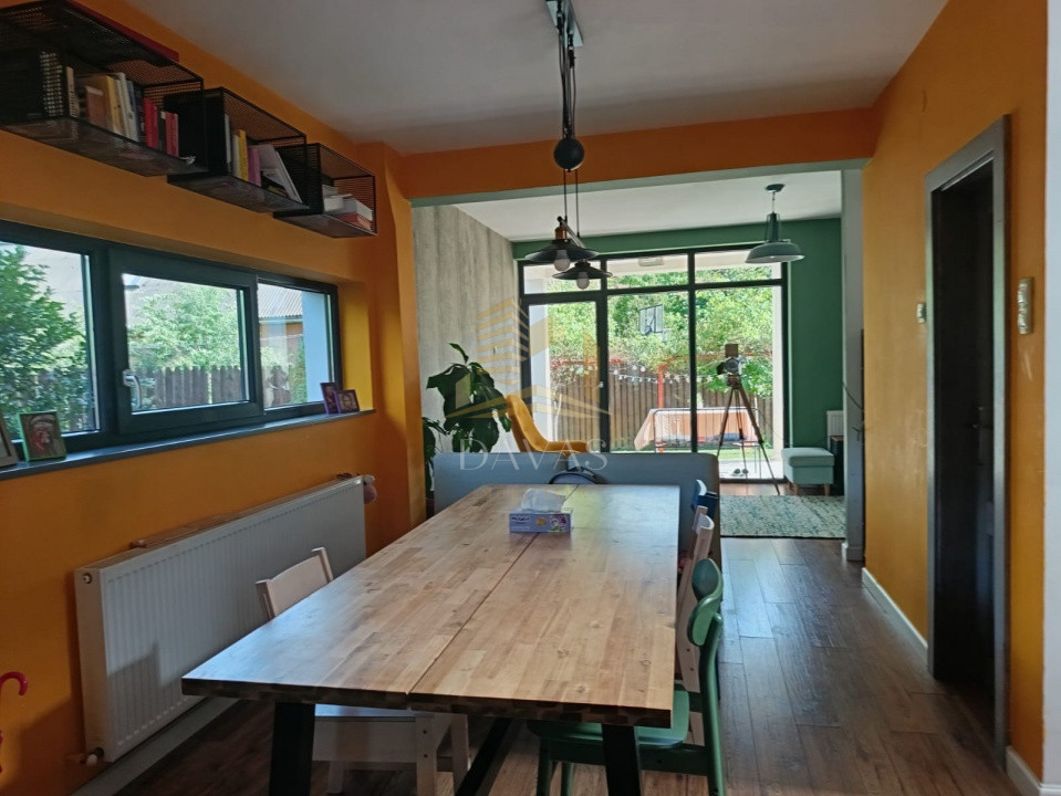 Casa tip duplex 4 camere de inchiriat | Floresti | Teren 400mp