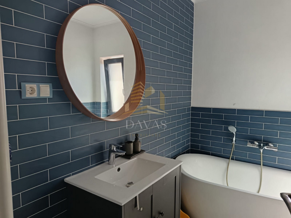 Casa tip duplex 4 camere de inchiriat | Floresti | Teren 400mp