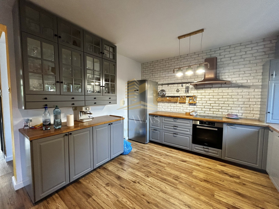 Casa individuala 4 camere de inchiriat | Floresti | Teren 400mp