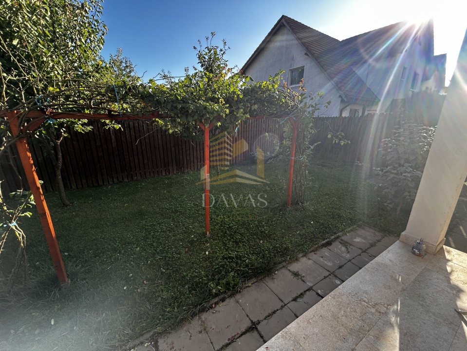 Casa individuala 4 camere de inchiriat | Floresti | Teren 400mp