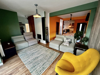 Casa tip duplex 4 camere de inchiriat | Floresti | Teren 400mp
