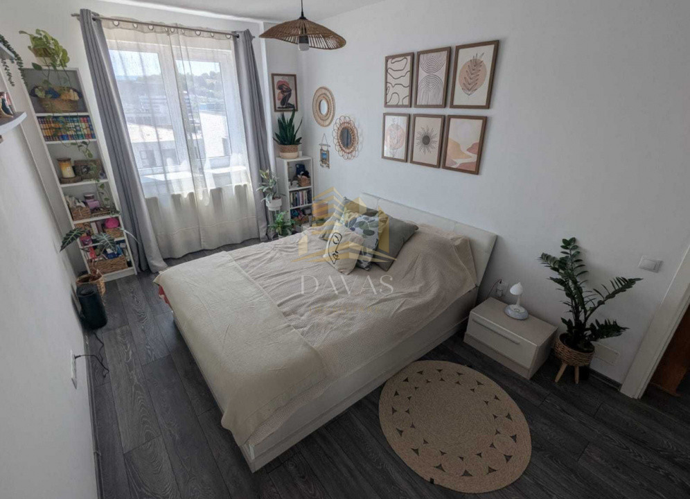 Apartament 2 camere de vanzare | Dambul Rotund | Semidecomandat