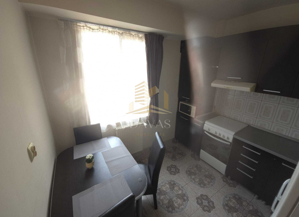 Apartament o camera de vanzare | Intre Lacuri | Parcare cu CF inclusa
