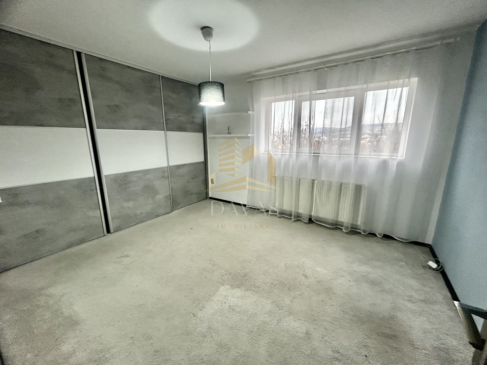 Apartament 3 camere | Zona Clujana | Bloc 2007