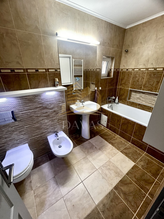 Apartament 3 camere | Zona Clujana | Bloc 2007