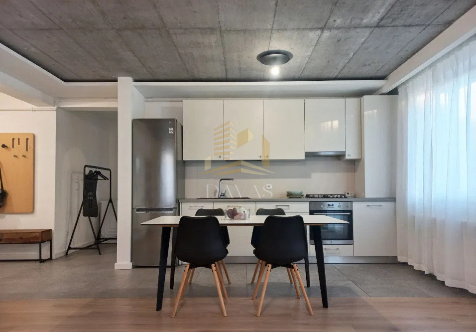Apartament 3 camere | Eugen Ionesco 