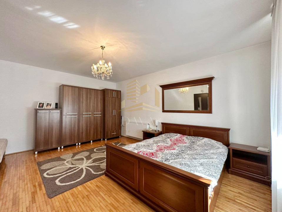 Apartament cu 3 camere | Piata Engels | zona linistita