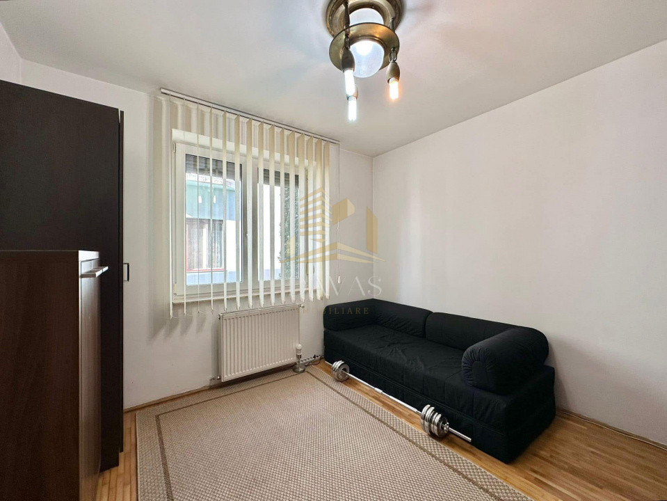 Apartament cu 3 camere | Piata Engels | zona linistita