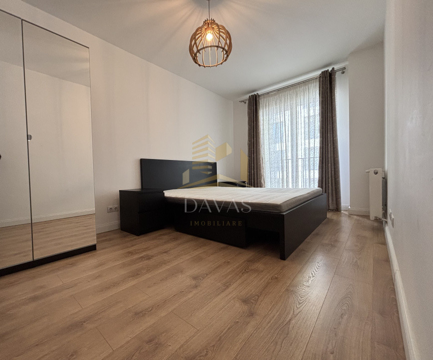Apartament de 2 camere semidecomandat | parcare subterana | Europa 