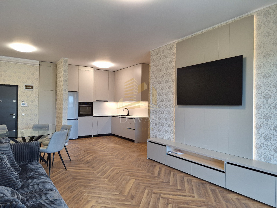 Apartament de 3 camere semidecomandat | Frunzișului | Vedere Panoramica