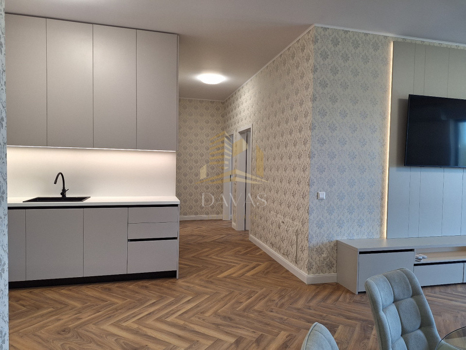 Apartament de 3 camere semidecomandat | Frunzișului | Vedere Panoramica