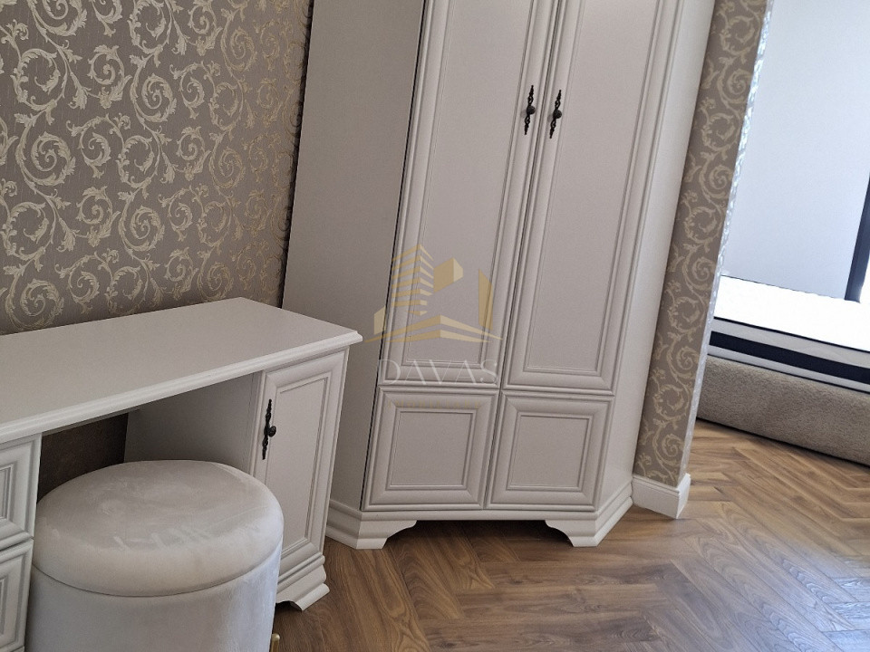 Apartament de 3 camere semidecomandat | Frunzișului | Vedere Panoramica