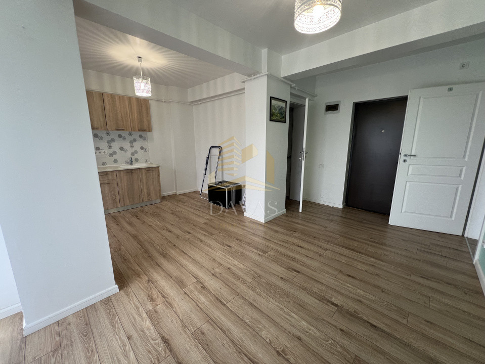 Spatiu Comercial de inchiriat | Europa | Posibilitate salon beauty / birou