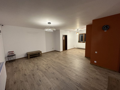 Casa de inchiriat 7 camere de inchiriat | Buna ziua | Garaj 