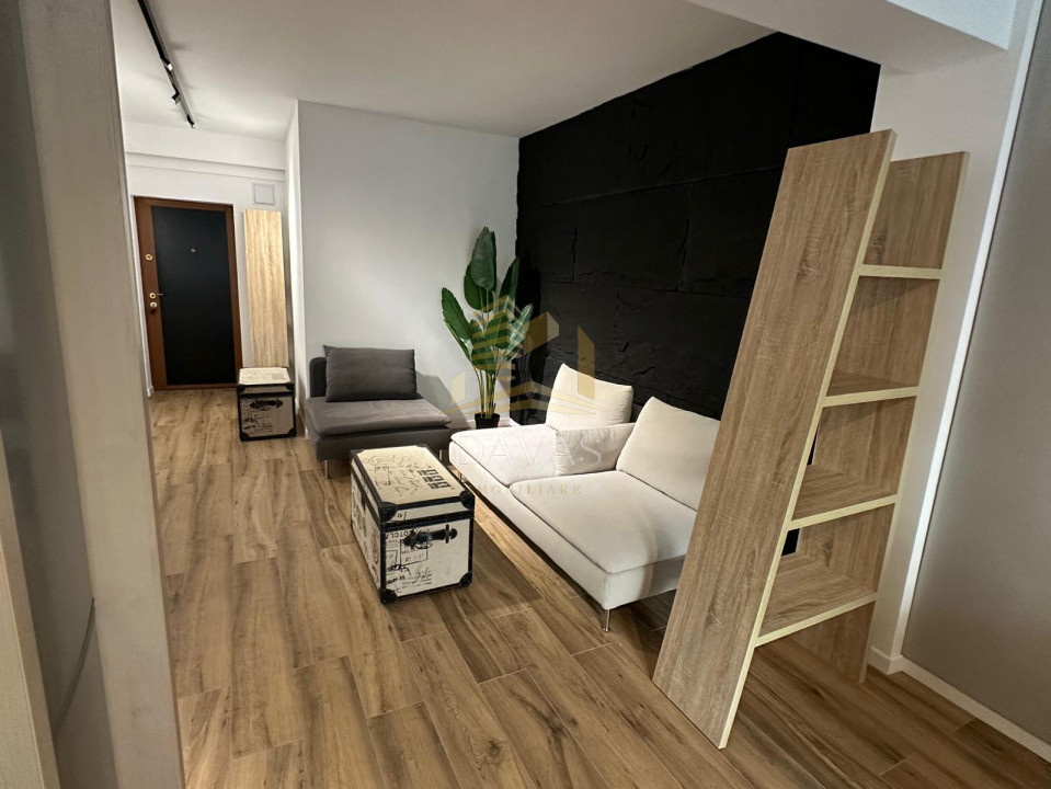 Apartament de 2 camere semidecomandat | Renovat 