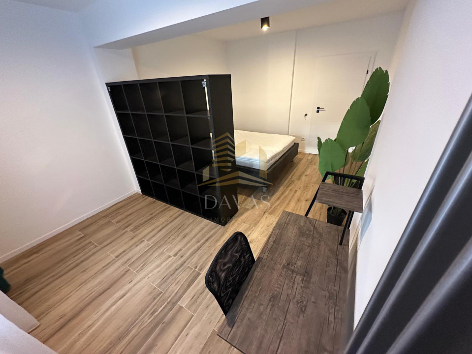 Apartament de 2 camere semidecomandat | Renovat 