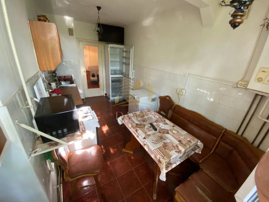Ocazie | Apartament cu 2 camere decomandate | Plopilor | 2850 e/mp