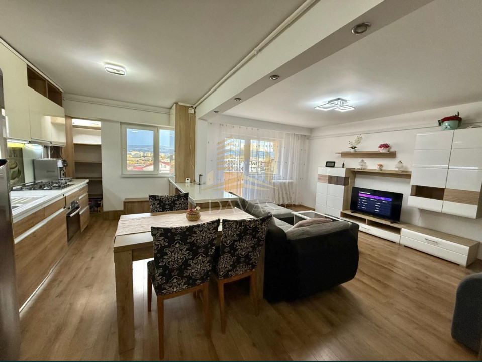 Apartament 4 camere de inchiriat | Marasti | Etaj intermediar | Bloc izolat
