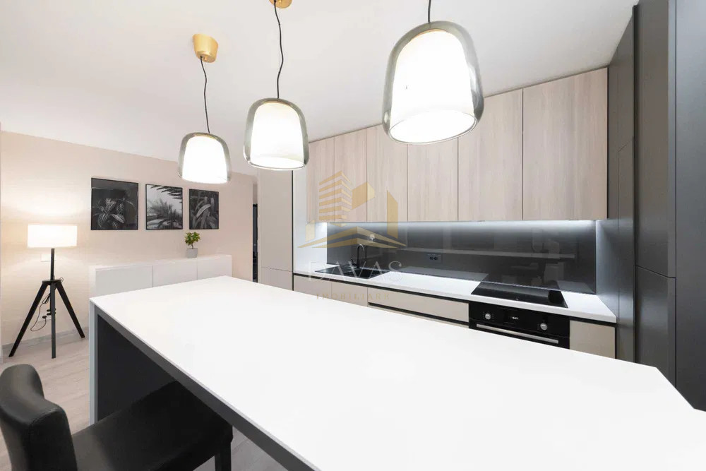Apartament 3 camere lux de inchiriat | zona Andrei Muresanu | parcare subterana 