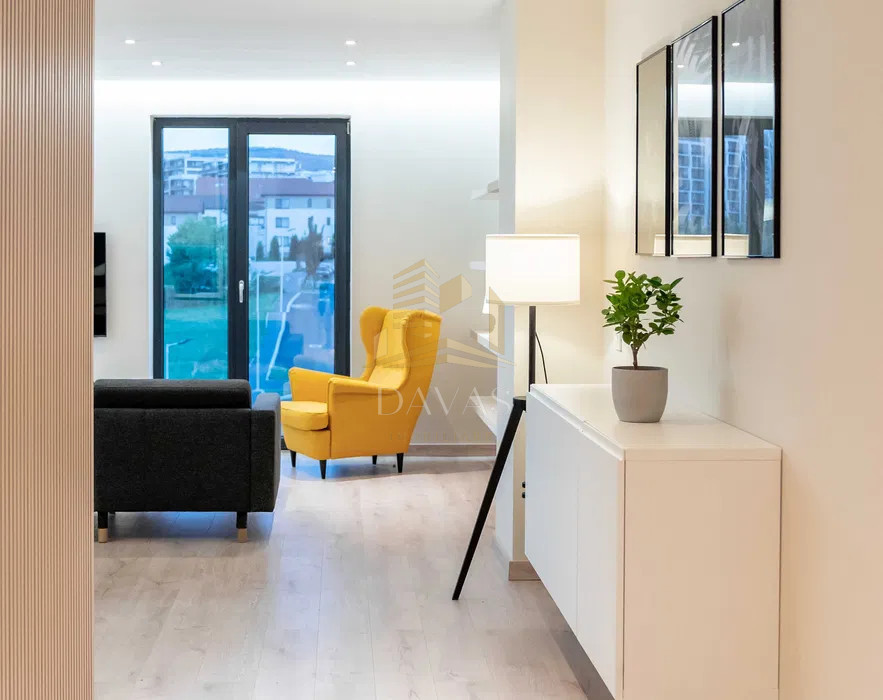 Apartament 3 camere lux de inchiriat | zona Andrei Muresanu | parcare subterana 