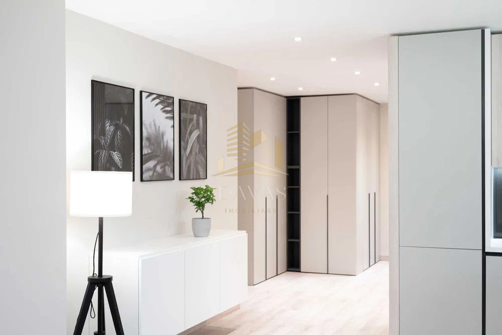 Apartament 3 camere lux de inchiriat | zona Andrei Muresanu | parcare subterana 