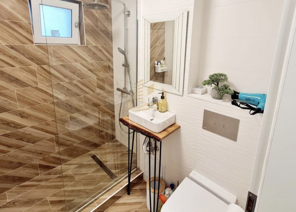 Apartament de 3 camere semidecomandat | Manastur 