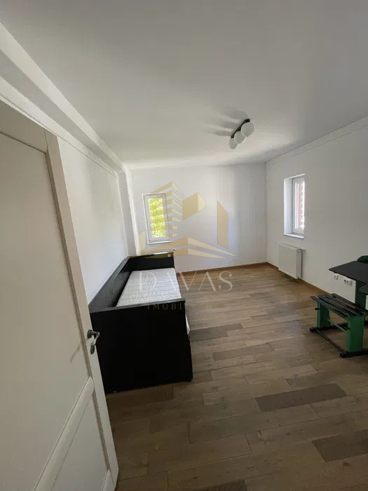 Apartament 3 camere decomandate | Andrei Muresanu | Parcare inclusa