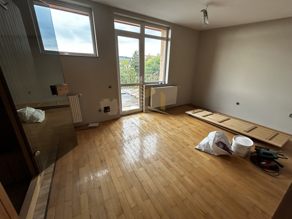 Casa insiruita 5 camere de inchiriat | Buna ziua | Garaj dublu