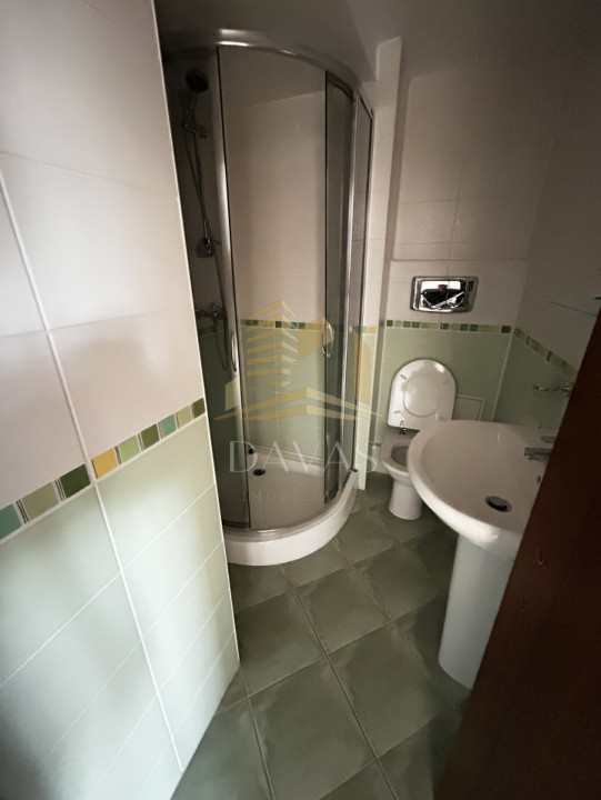 Casa insiruita 5 camere de inchiriat | Buna ziua | Garaj dublu