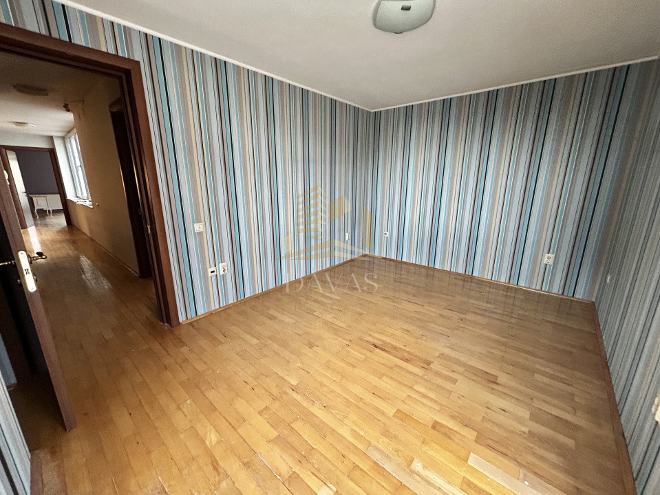 Casa insiruita 5 camere de inchiriat | Buna ziua | Garaj dublu