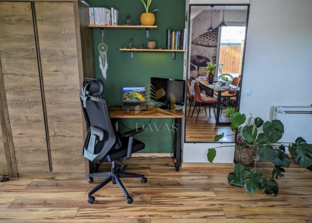 Apartament de 2 camere semidecomandat | str. Paris 