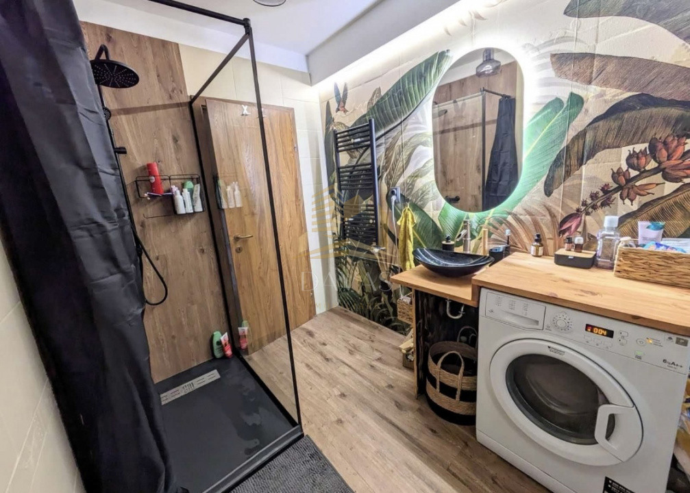 Apartament de 2 camere semidecomandat | str. Paris 