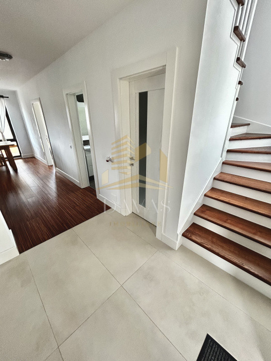Casa tip duplex 5 camere de inchiriat  | Borhanci | 4 locuri de parcare