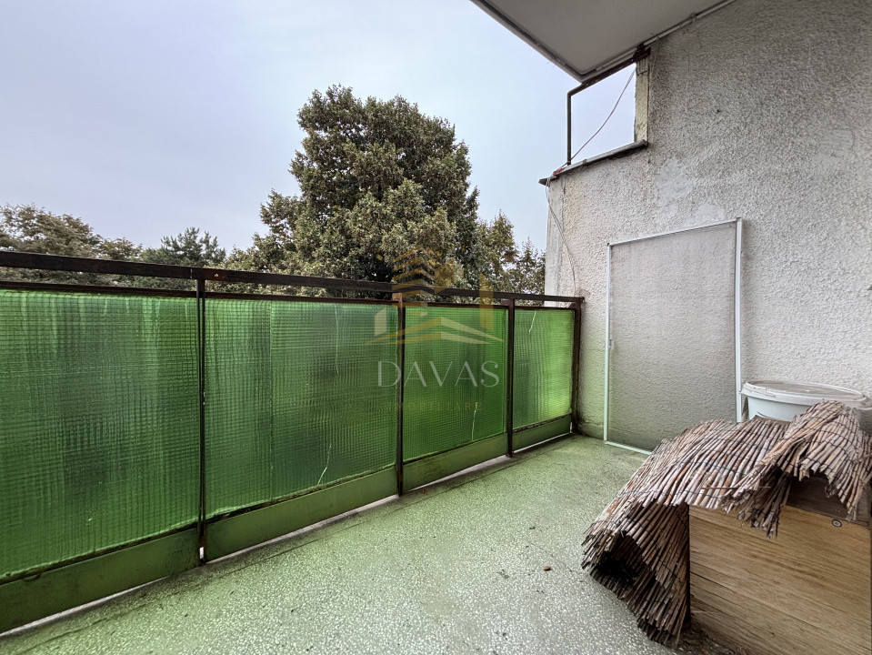 Apartament de 3 camere decomandat | Plopilor 