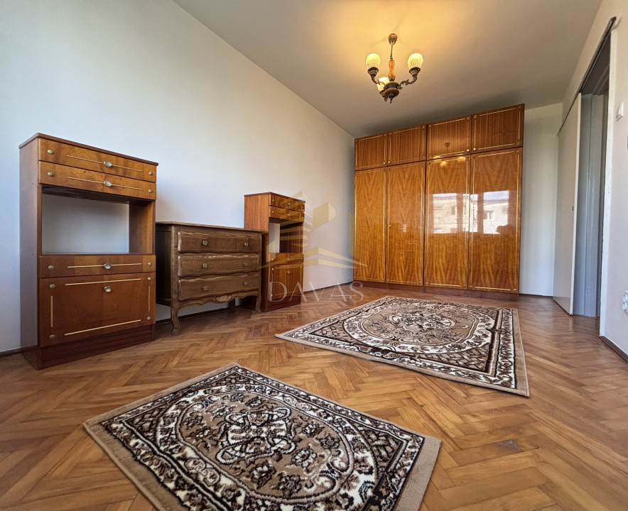 Apartament de 2 camere semidecomandat | Constantin Brâncuși 