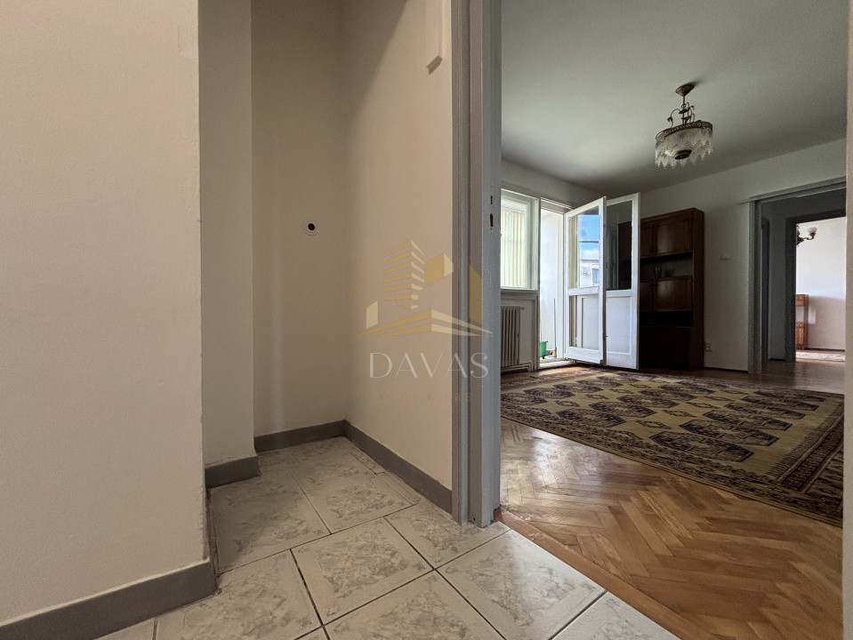 Apartament de 2 camere semidecomandat | Constantin Brâncuși 