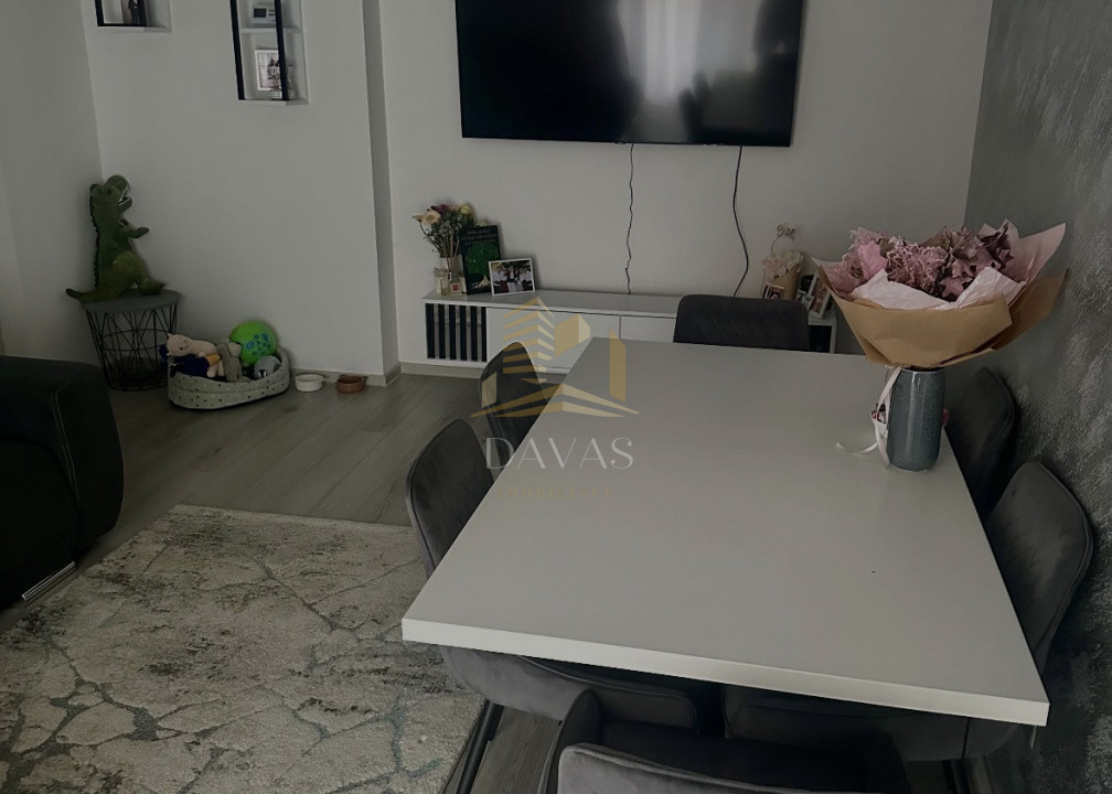 Apartament de 2 camere semidecomandat | Baciu 