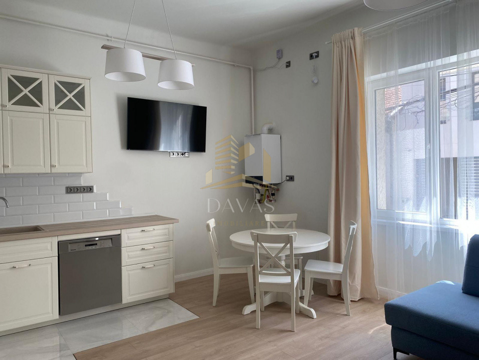 Apartament de 2 camere semidecomandat | Horea 