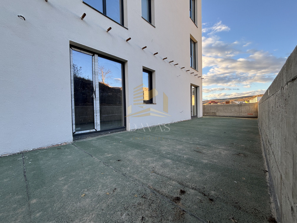 Apartament în bloc Nou de 2 camere - Parcare | Baciu 